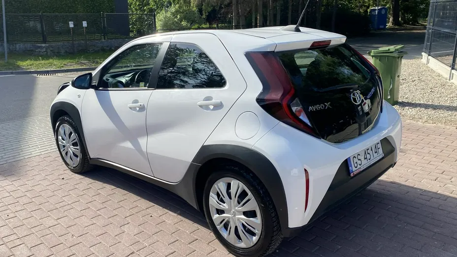 TOYOTA Aygo X -