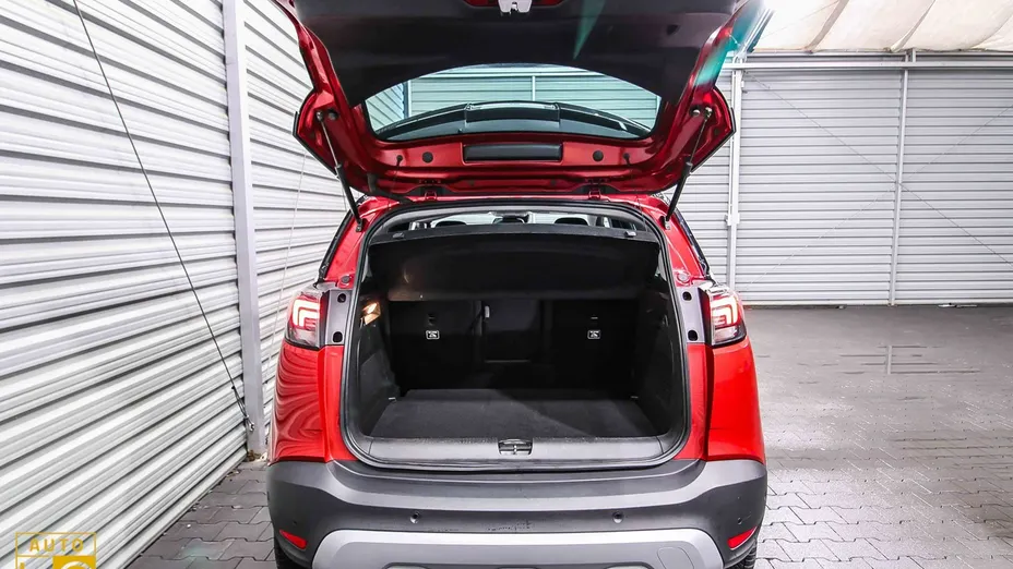 OPEL Crossland X -