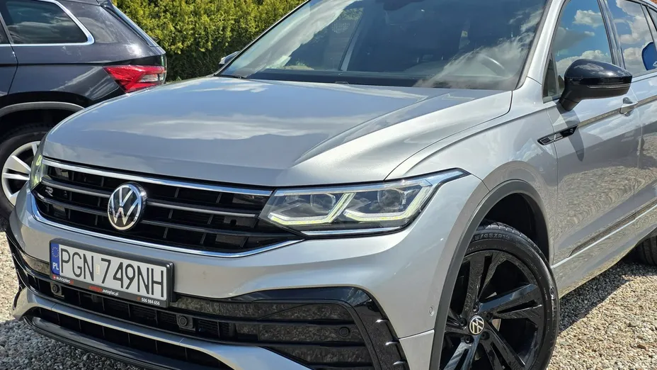 VOLKSWAGEN Tiguan Allspace -
