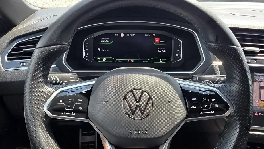 VOLKSWAGEN Tiguan Allspace -
