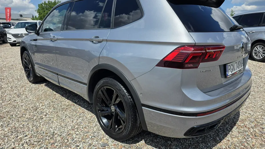 VOLKSWAGEN Tiguan Allspace -