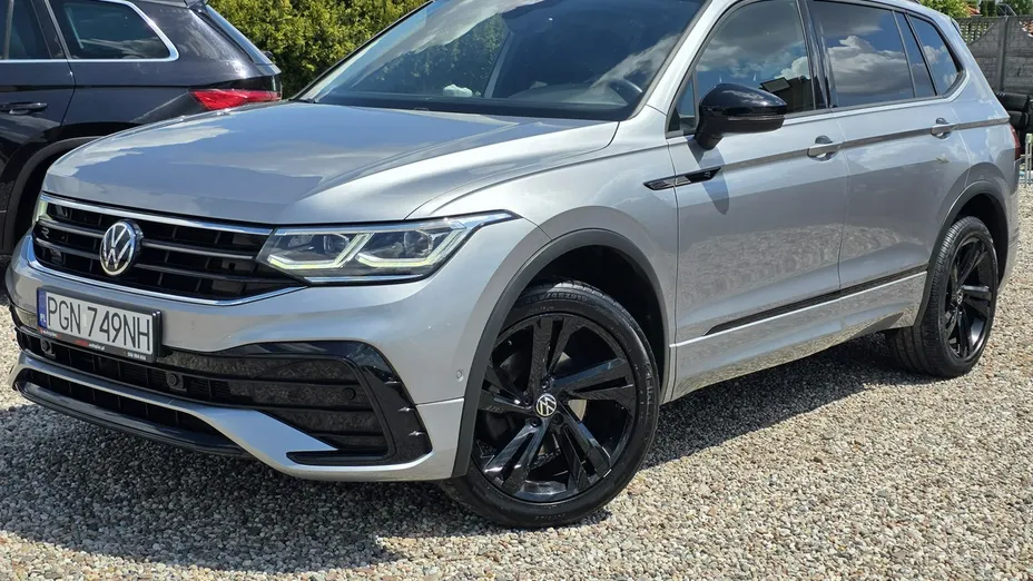 VOLKSWAGEN Tiguan Allspace -