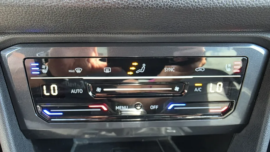 VOLKSWAGEN Tiguan Allspace -