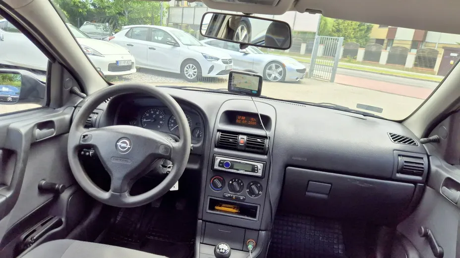 OPEL Astra -