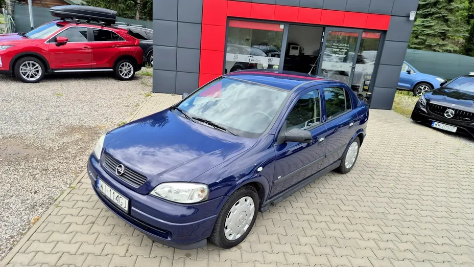 OPEL Astra -