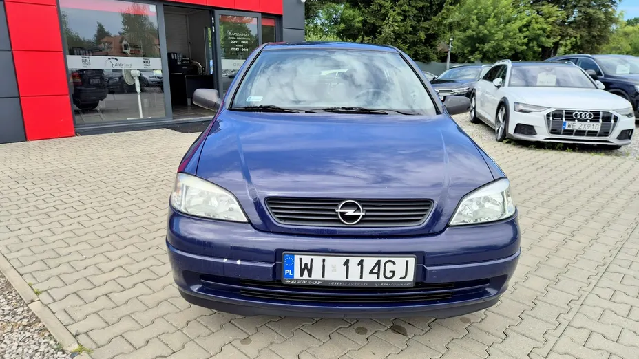 OPEL Astra -