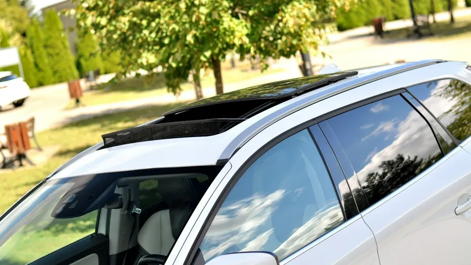 VOLVO XC60 -