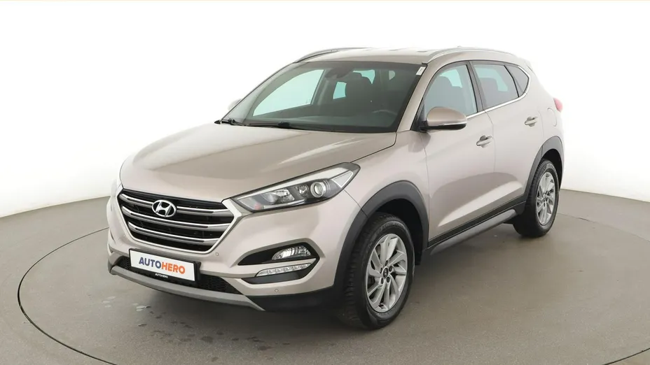 HYUNDAI Tucson -
