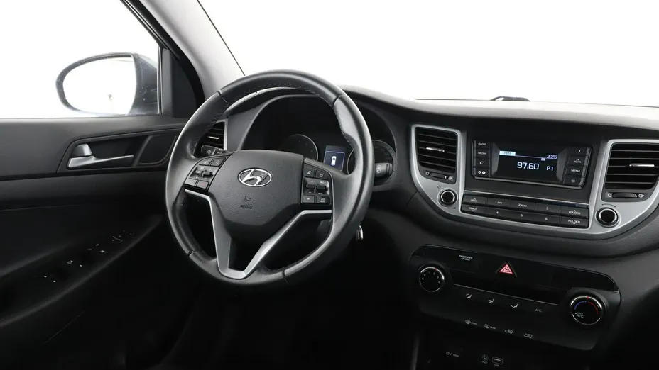 HYUNDAI Tucson -