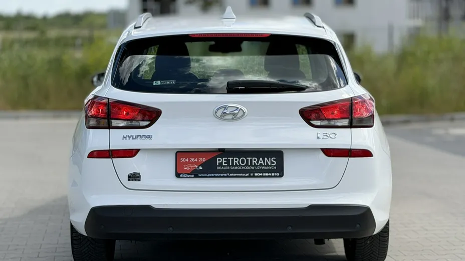 HYUNDAI i30 -