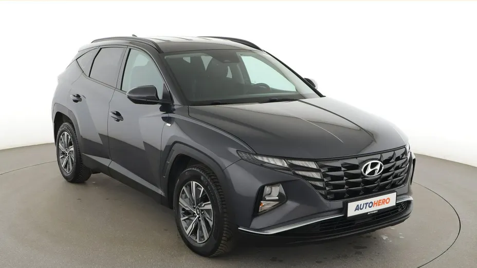 HYUNDAI Tucson -