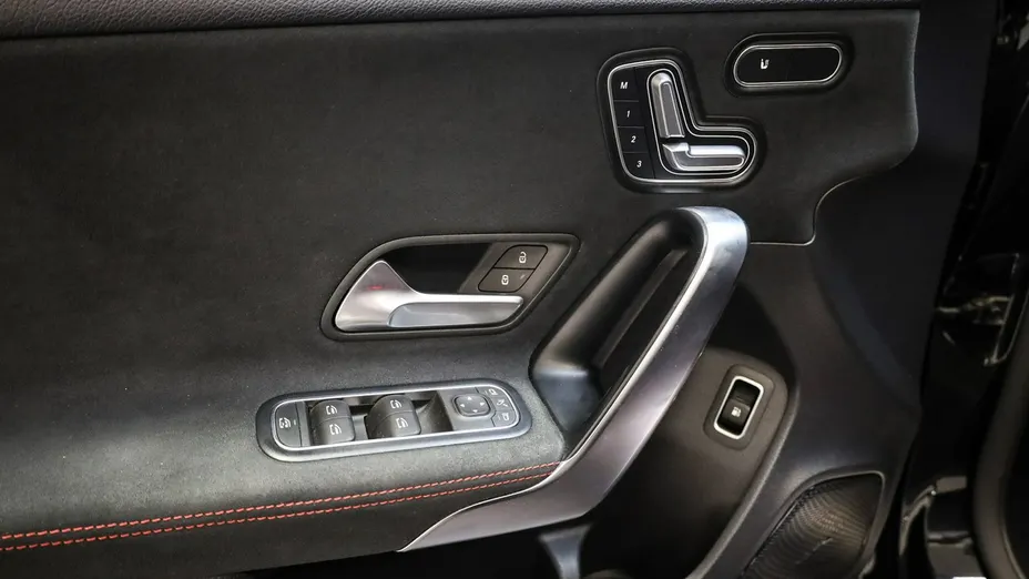 MERCEDES-BENZ A Klasa -