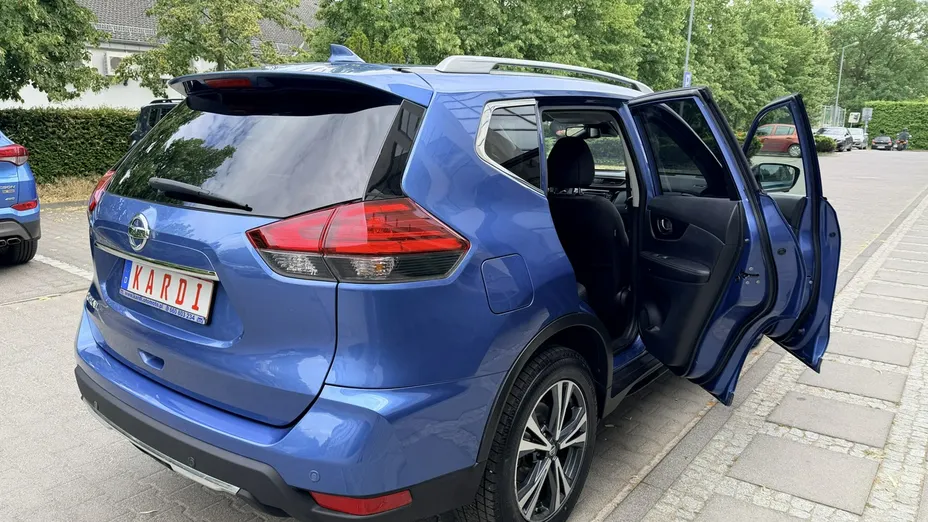 NISSAN X-Trail -