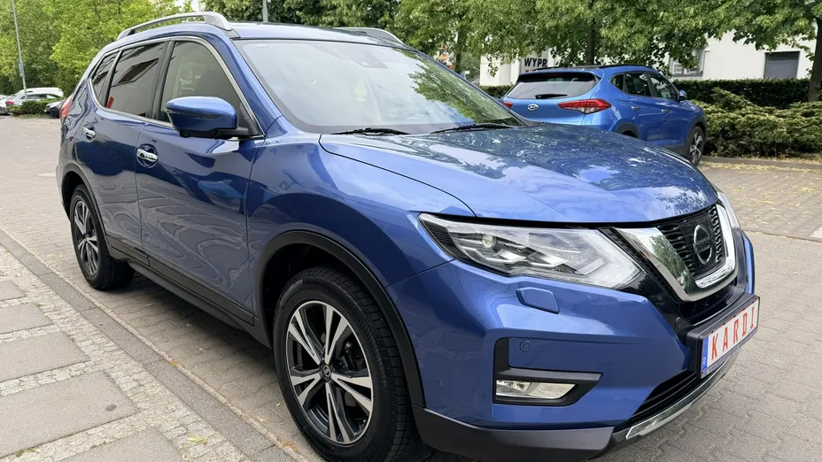 NISSAN X-Trail -