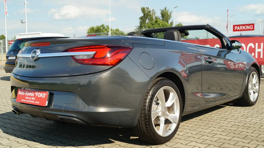 OPEL Cascada -