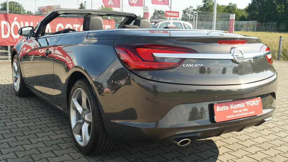 OPEL Cascada -