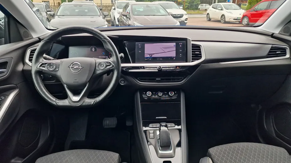 OPEL Grandland X -