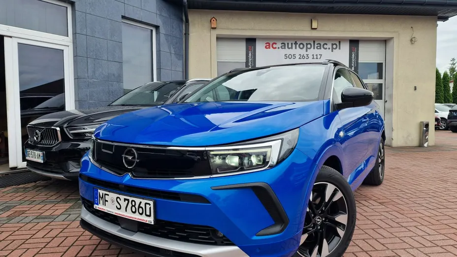 OPEL Grandland X -