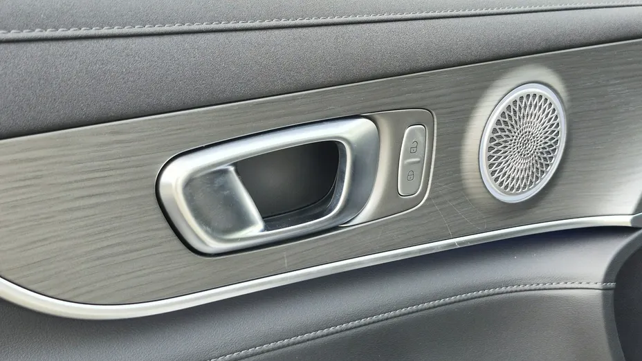CHERY Tiggo 8 -