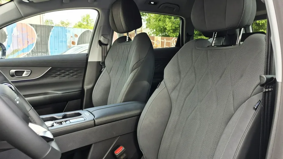 CHERY Tiggo 8 -