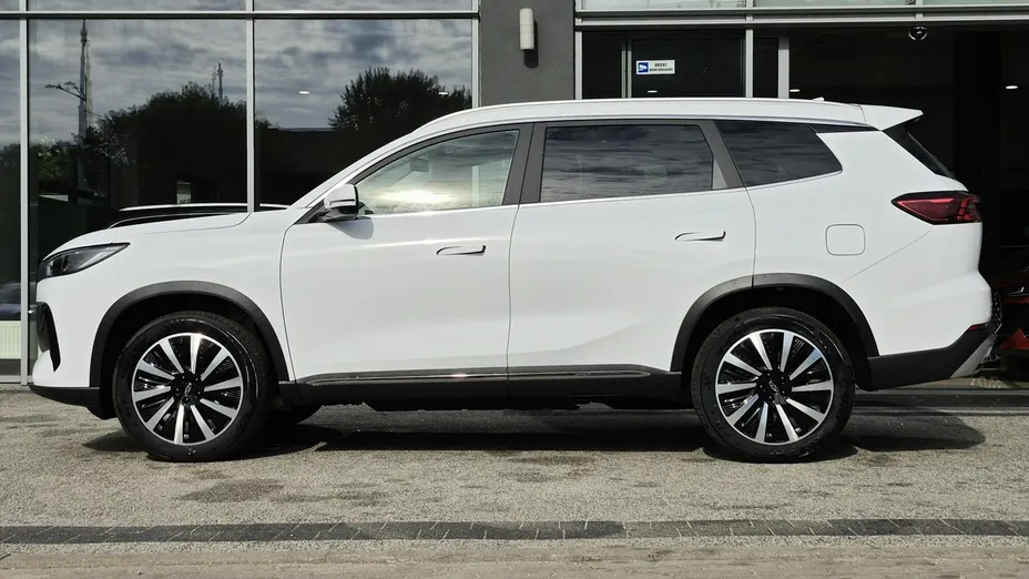 CHERY Tiggo 8 -
