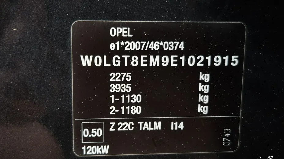 OPEL Insignia -