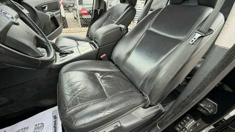 VOLVO XC90 -