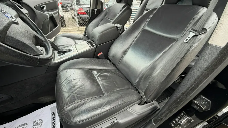 VOLVO XC90 -