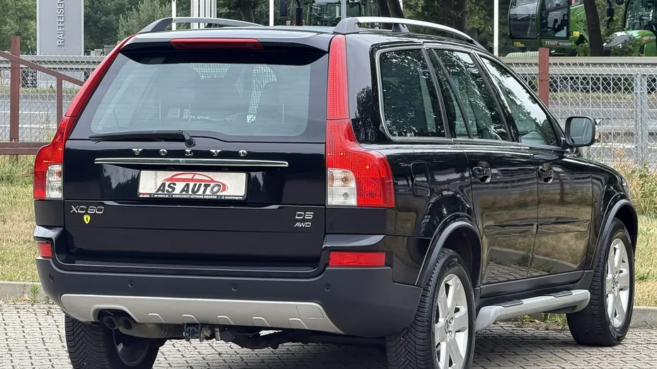 VOLVO XC90 -
