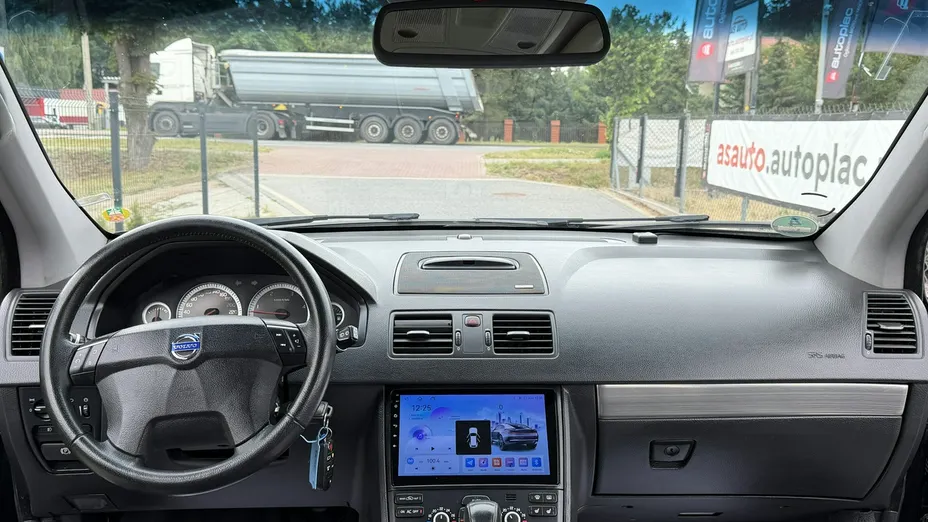 VOLVO XC90 -