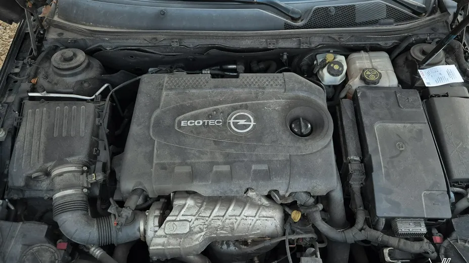 OPEL Insignia -
