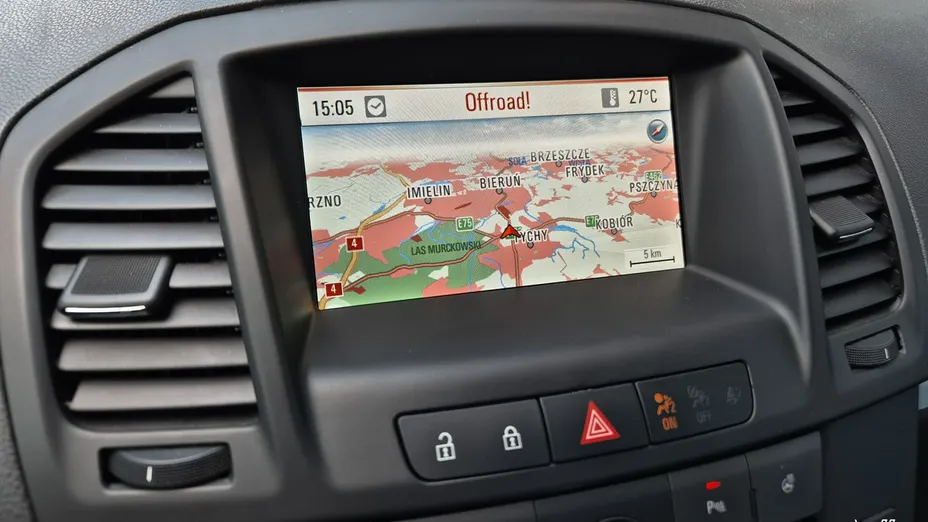 OPEL Insignia -