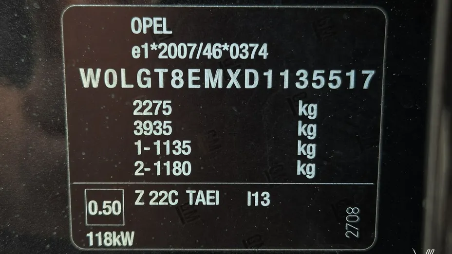OPEL Insignia -