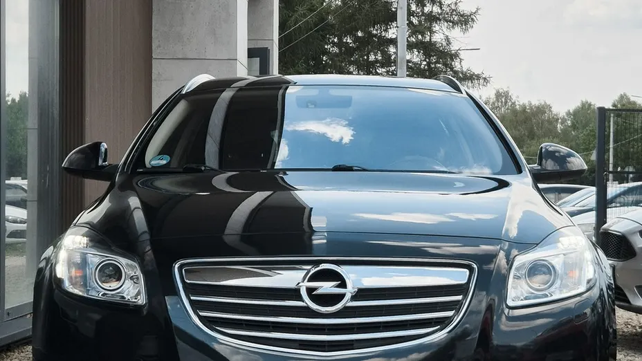 OPEL Insignia -