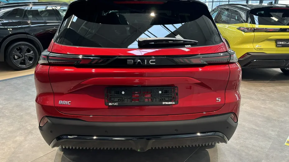 BAIC Beijing 5 -