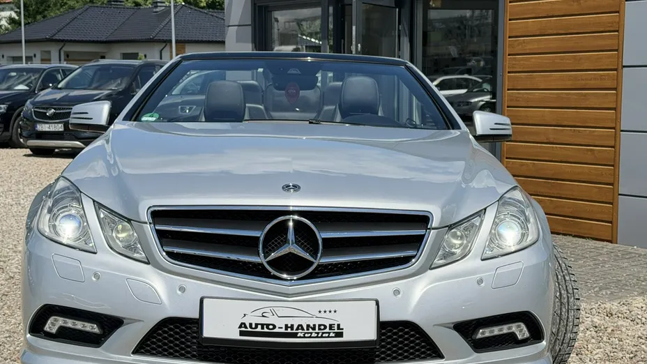 MERCEDES-BENZ E Klasa -
