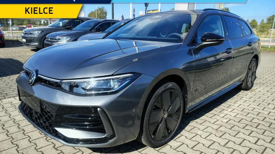 VOLKSWAGEN Passat -