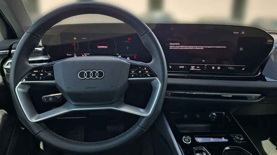 AUDI A6 -