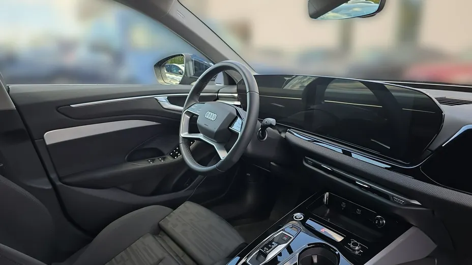 AUDI A6 -