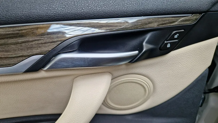 BMW X1 -