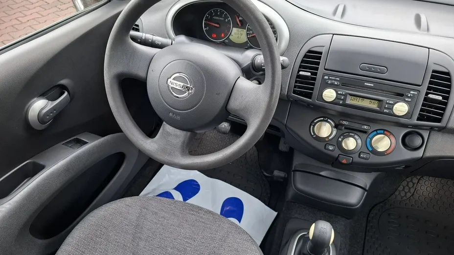 NISSAN Micra -