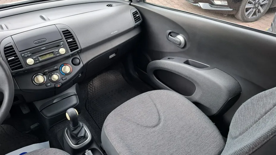 NISSAN Micra -