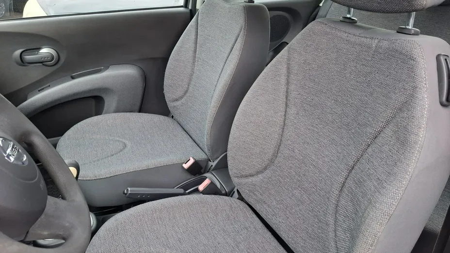 NISSAN Micra -