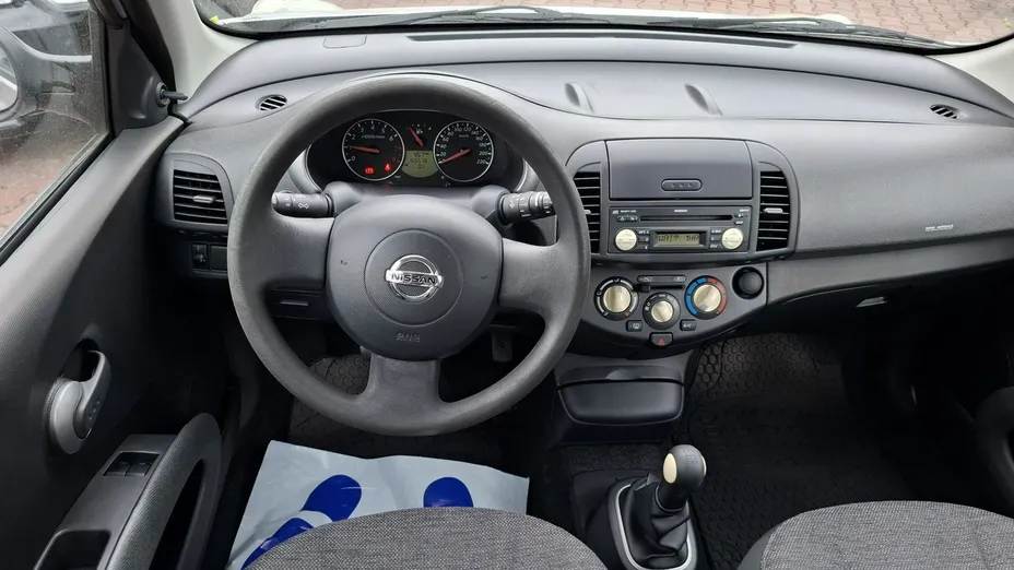 NISSAN Micra -