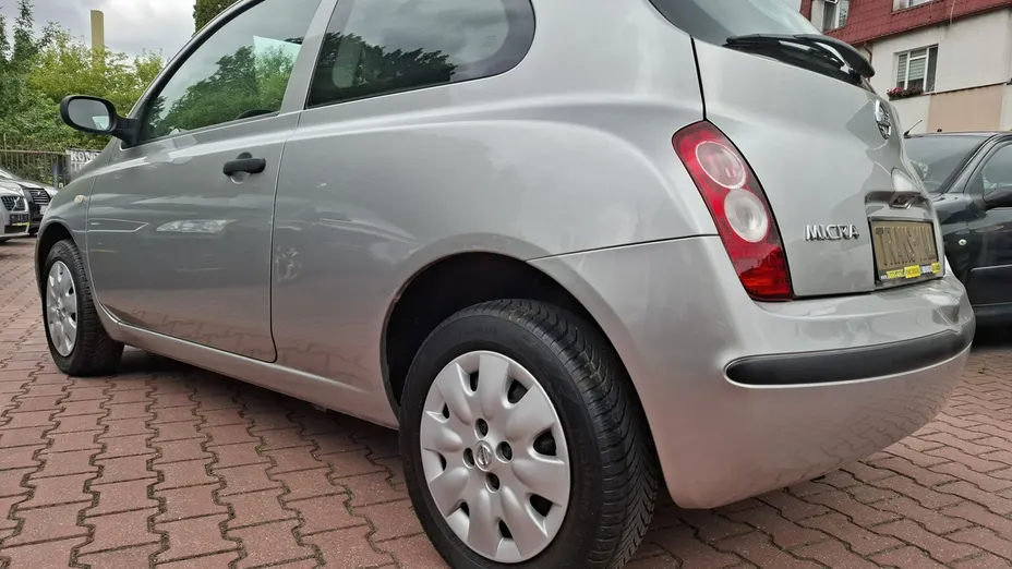 NISSAN Micra -