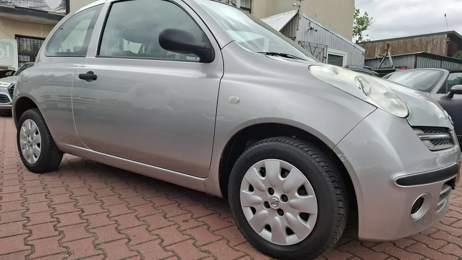 NISSAN Micra -