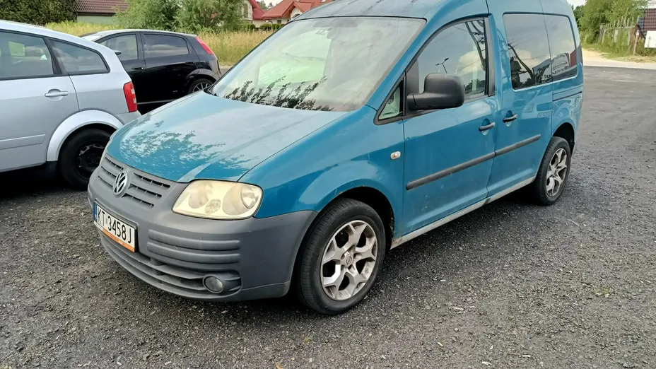 VOLKSWAGEN Caddy -