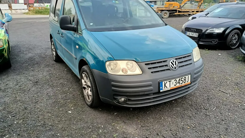 VOLKSWAGEN Caddy -