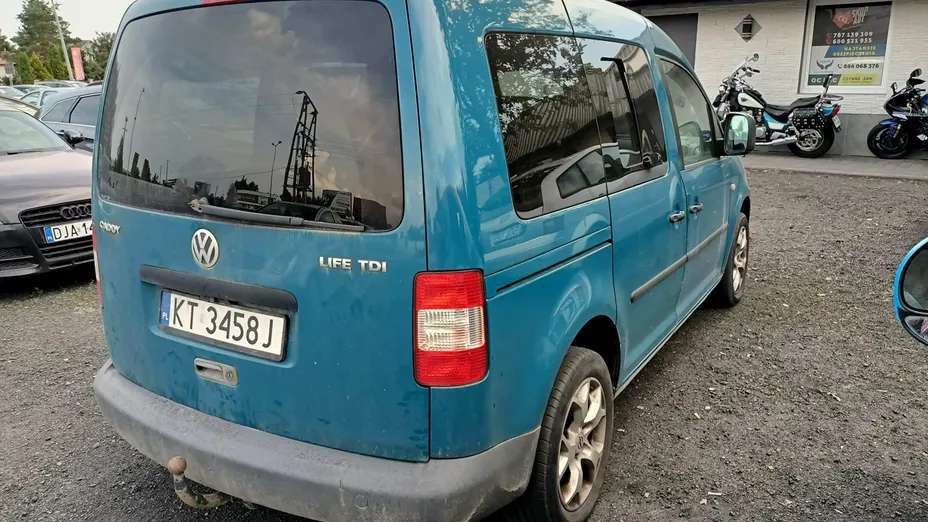 VOLKSWAGEN Caddy -