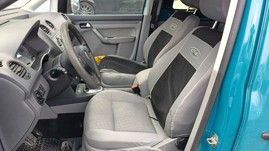VOLKSWAGEN Caddy -